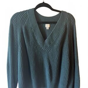 A New Day V-Neck Chunky Knit Sweater in Dark Green